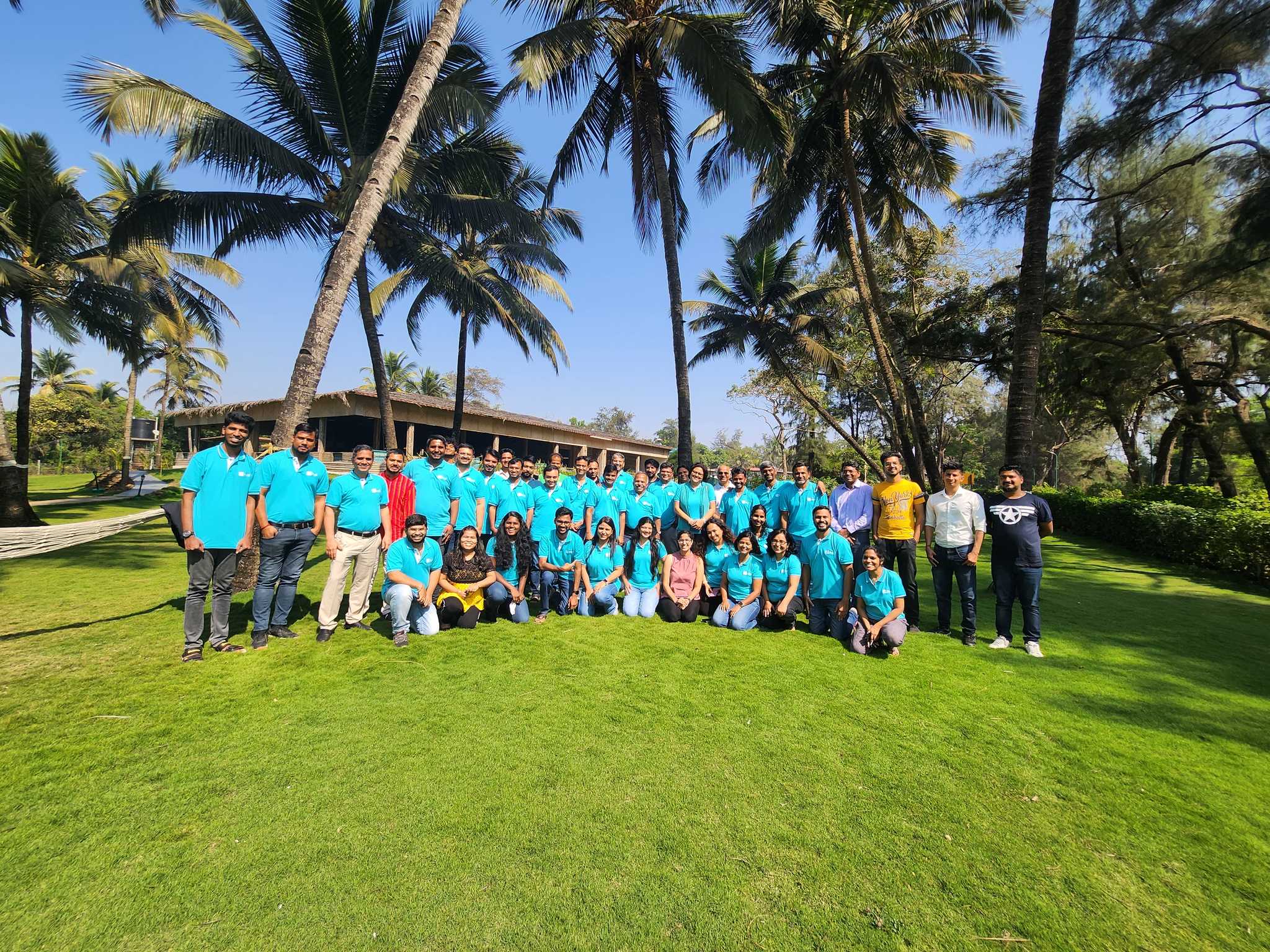 avni tshirt group photo